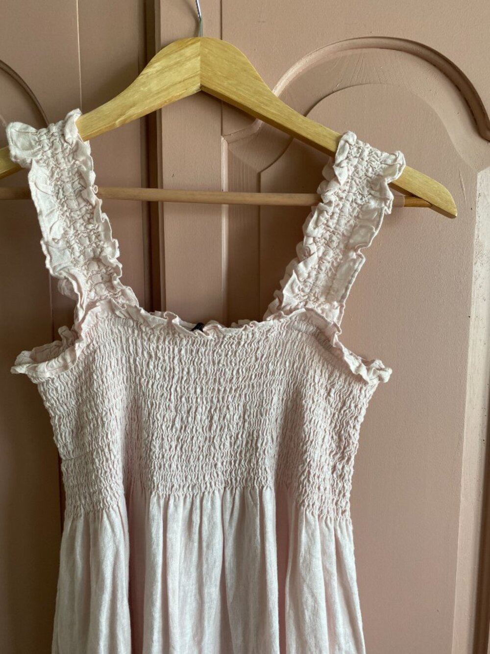 Quince 100% European Linen Smocked Midi Dress - Picture 4 of 5